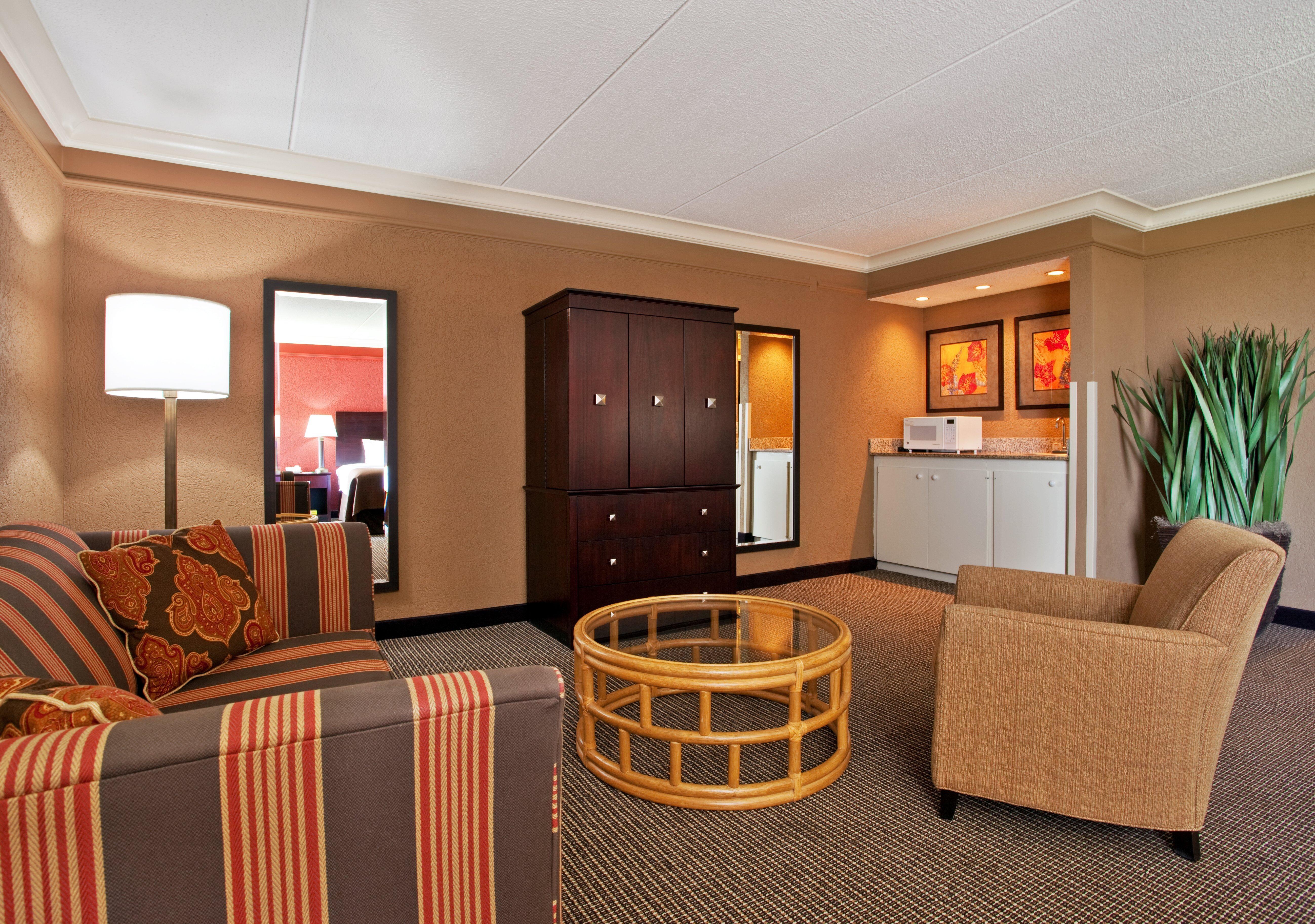 Best Western Plus Strongsville Cleveland Exterior foto