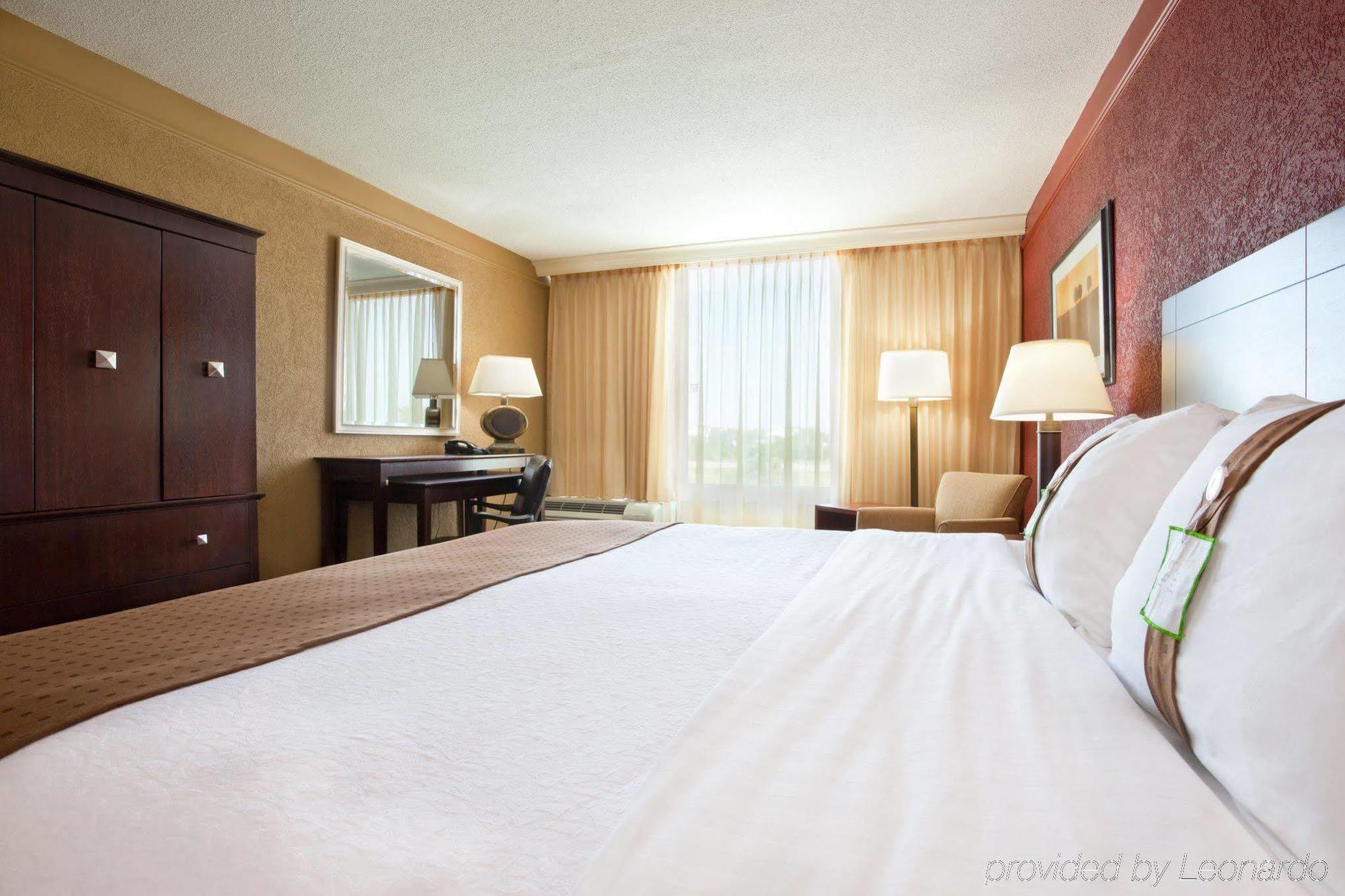 Best Western Plus Strongsville Cleveland Exterior foto